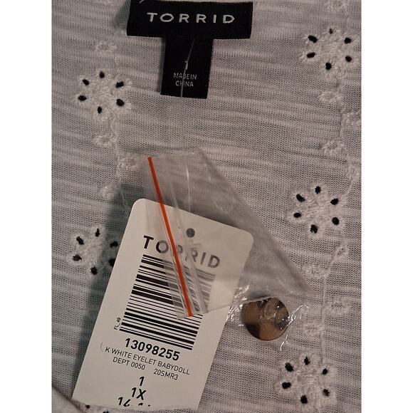 Torrid Sleeveless Tank Top Eyelet Babydoll White VNeck Blouse Size 1 Embroidered - Picture 6 of 11